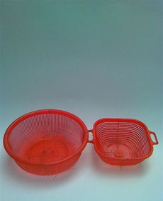 家庭日用品模具价格、厂家、图片与服装服饰零售行业分析